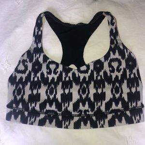 LULU LEMON🍋 : sports bra